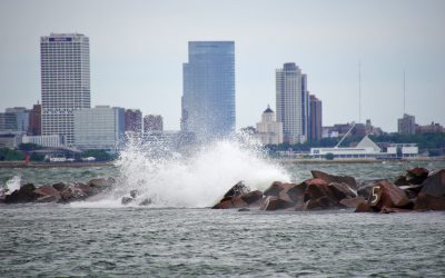 High water levels across Great Lakes prompts warning of safety hazards around Lake Michigan structures