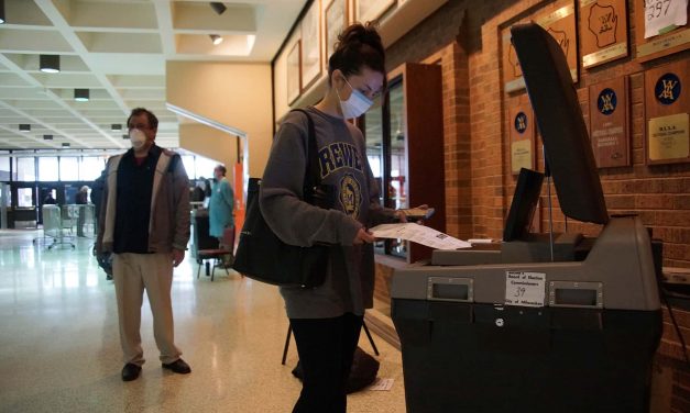 Coronavirus chaos on historic election day creates challenges for Milwaukee voters