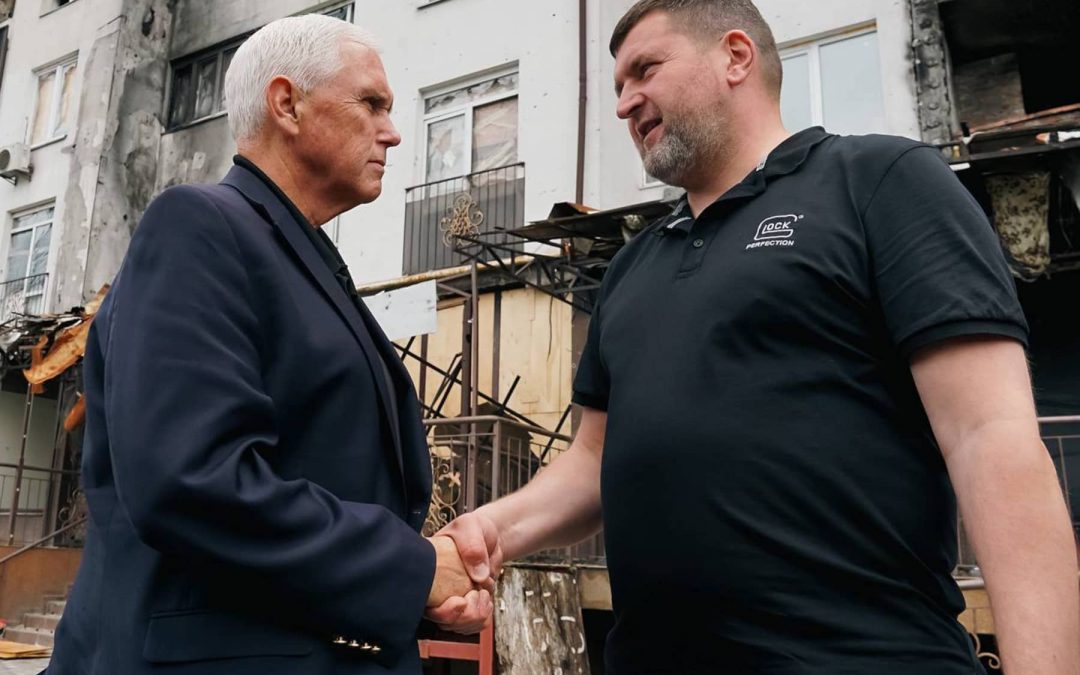 Former Vice President Mike Pence visits Irpin during unannounced campaign trip to Kyiv