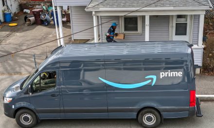 Amazon delivery workers declared employees after Wisconsin Supreme Court upholds lower court ruling