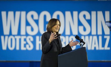 Dueling rallies: Harris and Trump campaign in Milwaukee for a final push to win Wisconsin