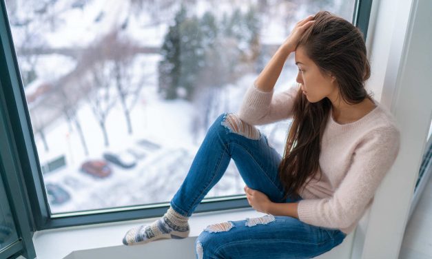 Seasonal Affective Disorder: How light therapy is helping people who suffer from winter depression